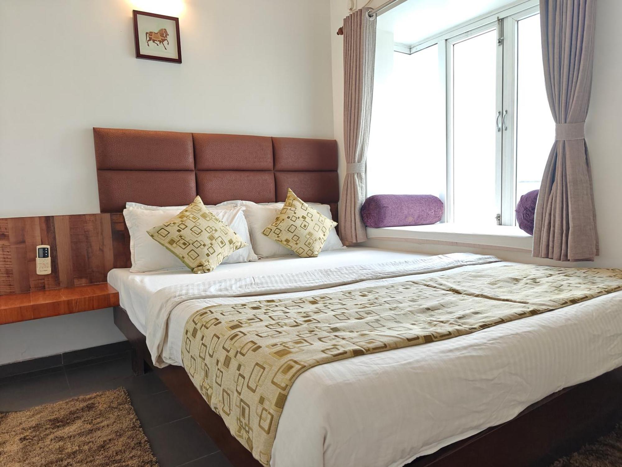 Chandralok Service Apartments Kolhapur Buitenkant foto