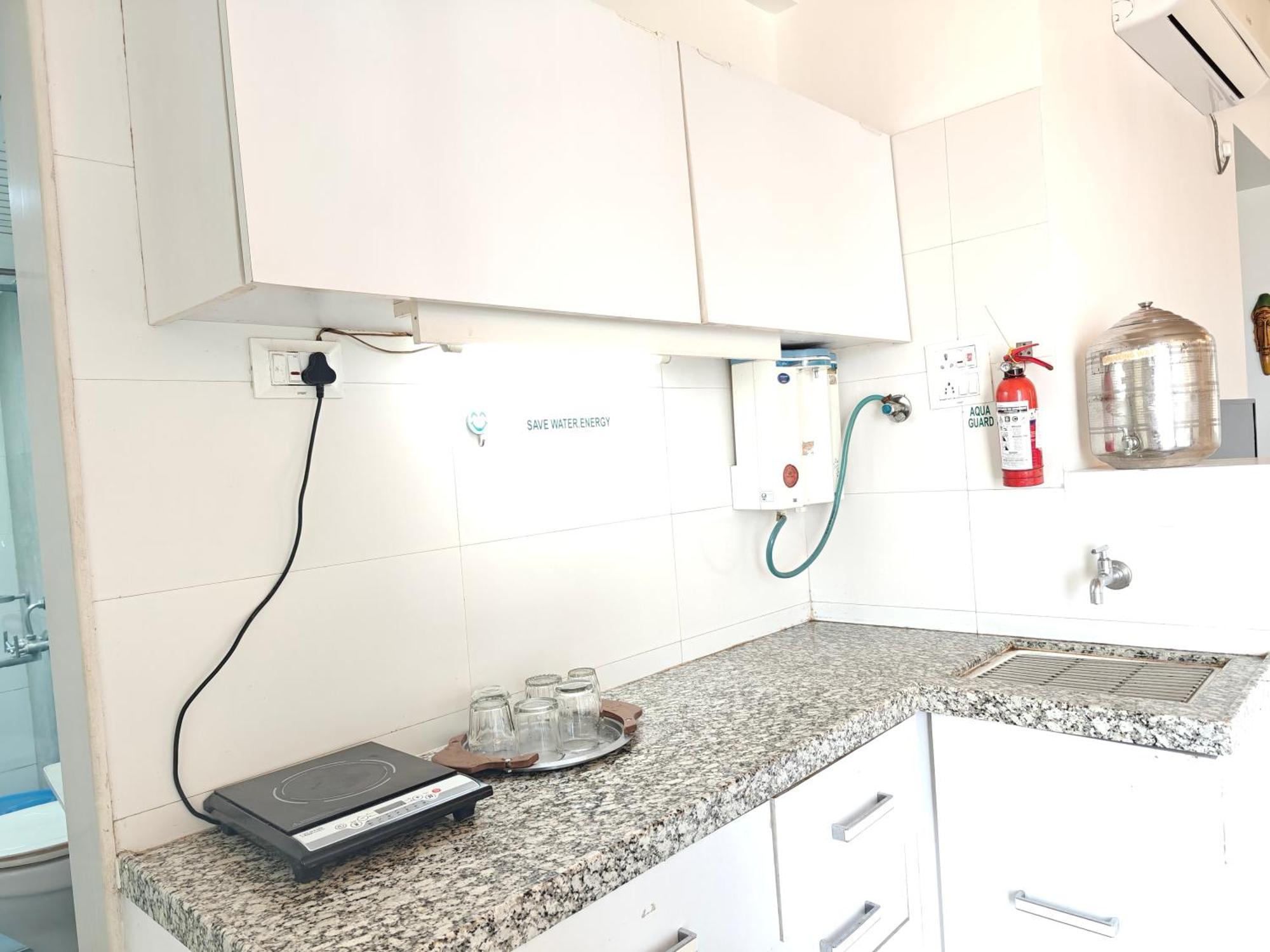 Chandralok Service Apartments Kolhapur Buitenkant foto