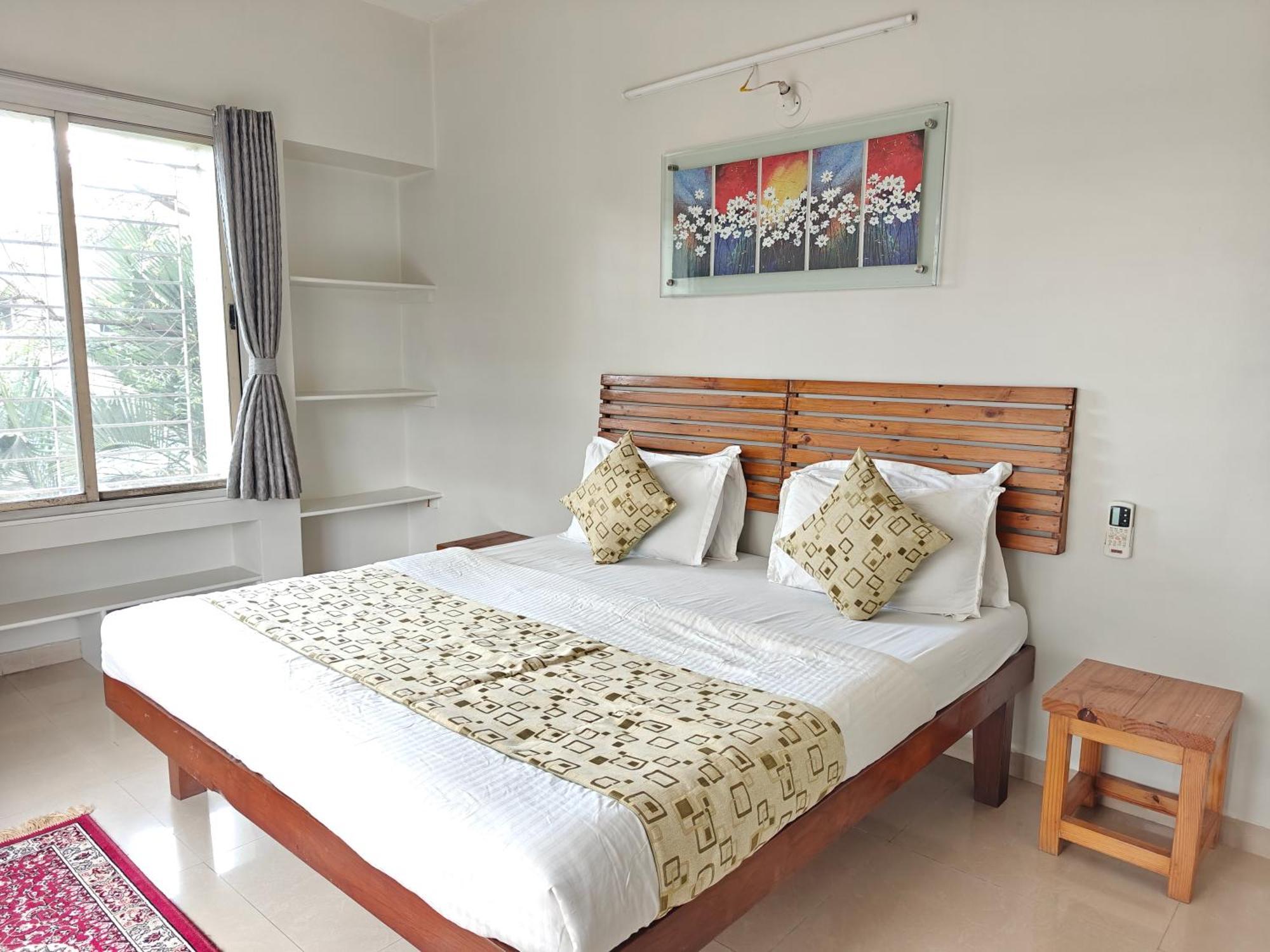Chandralok Service Apartments Kolhapur Buitenkant foto