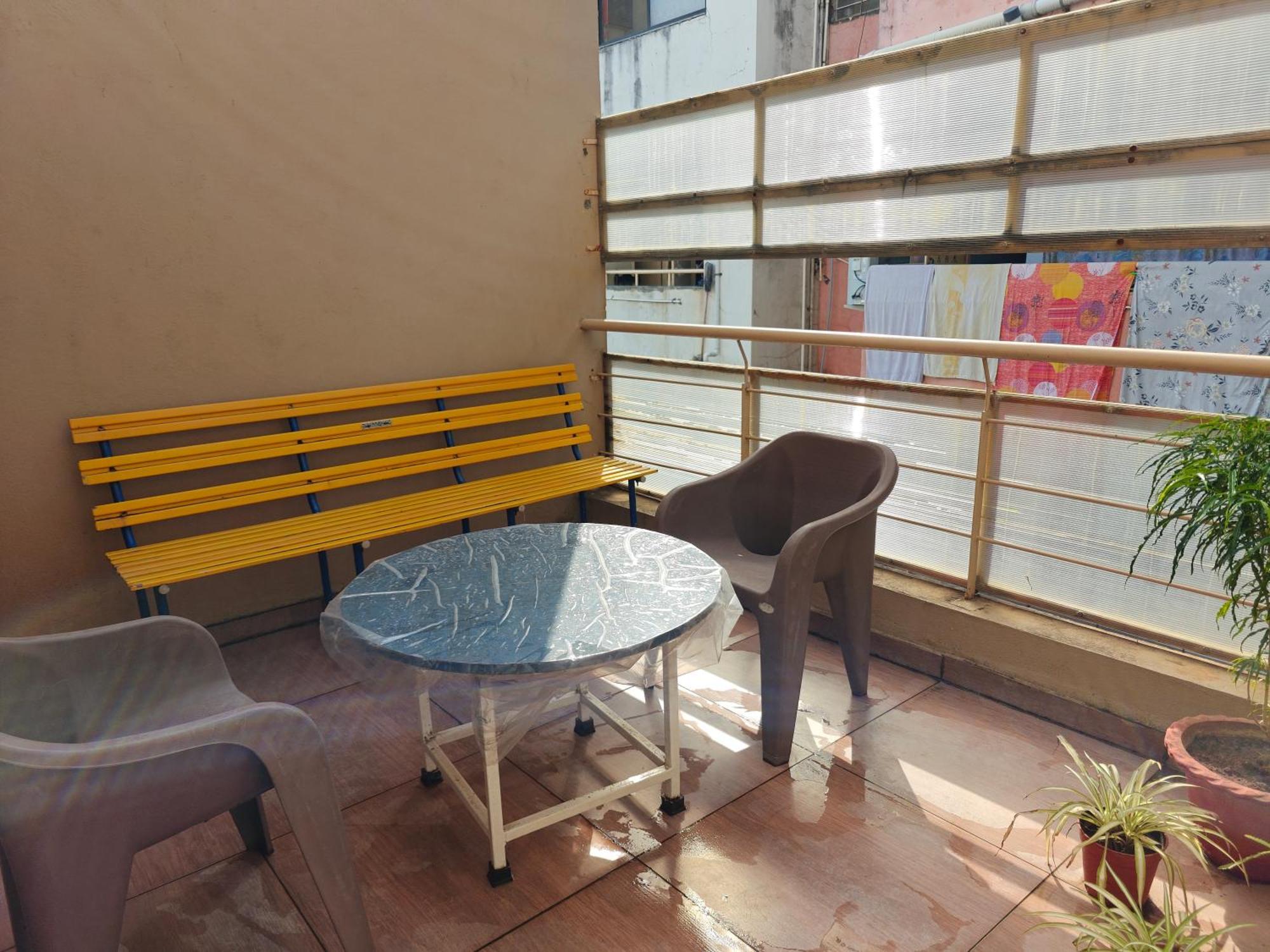Chandralok Service Apartments Kolhapur Buitenkant foto