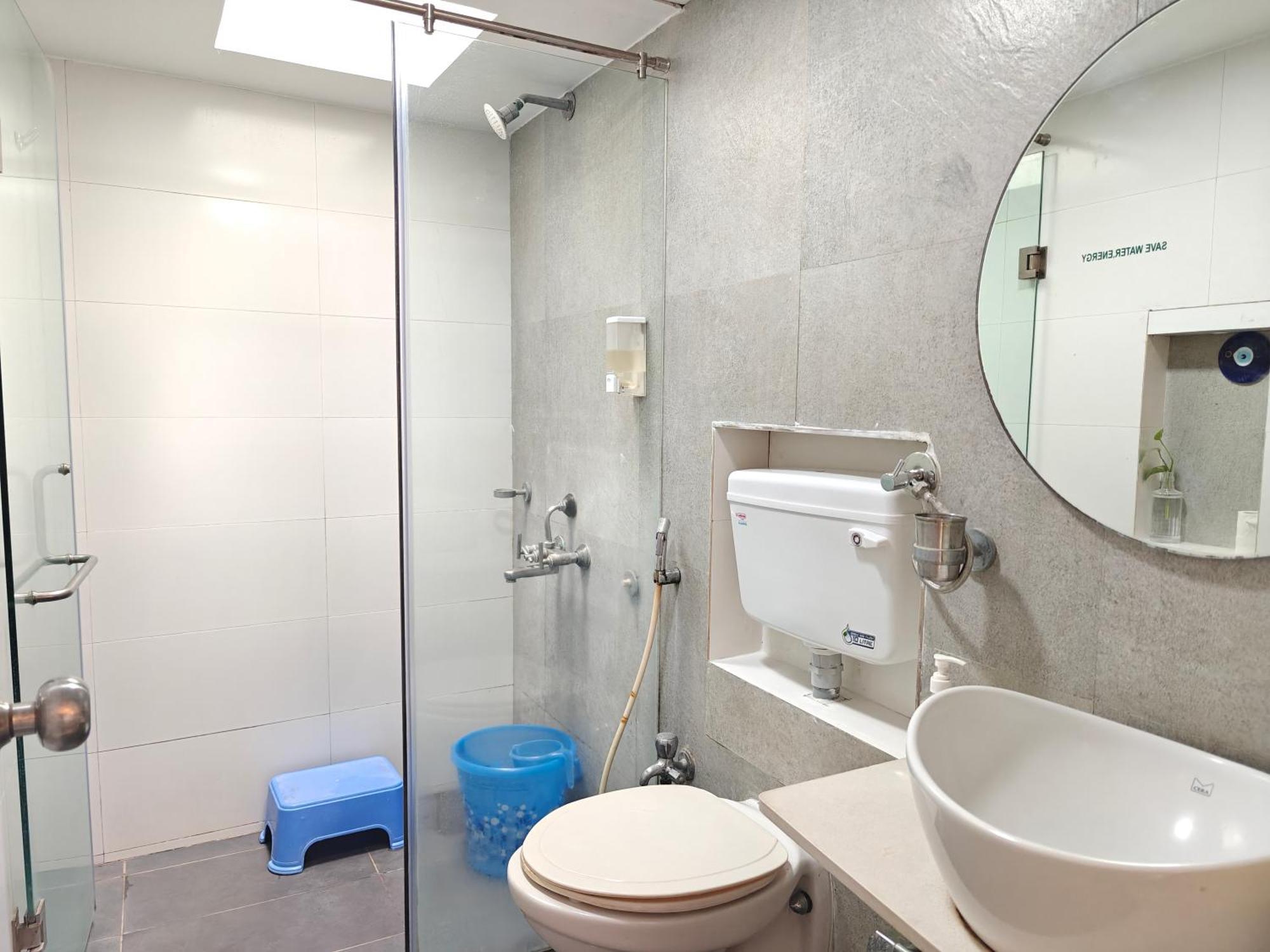 Chandralok Service Apartments Kolhapur Buitenkant foto