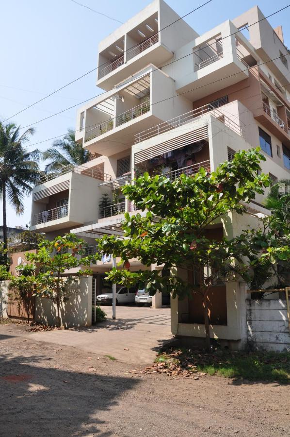 Chandralok Service Apartments Kolhapur Buitenkant foto